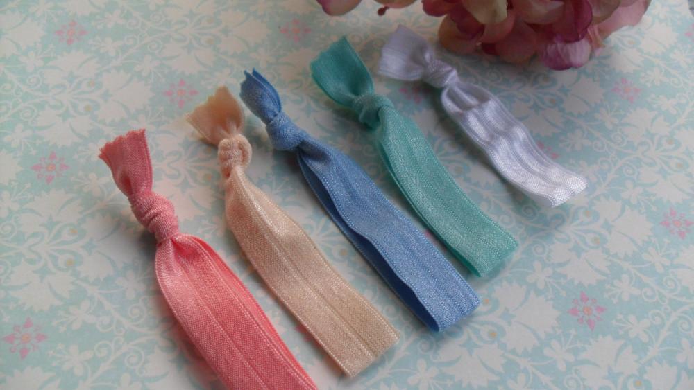 Pony Tail Ties Never Shaby, but Always CHIC: Peach Pink, Cream, Light Blue, Aqua Green and White